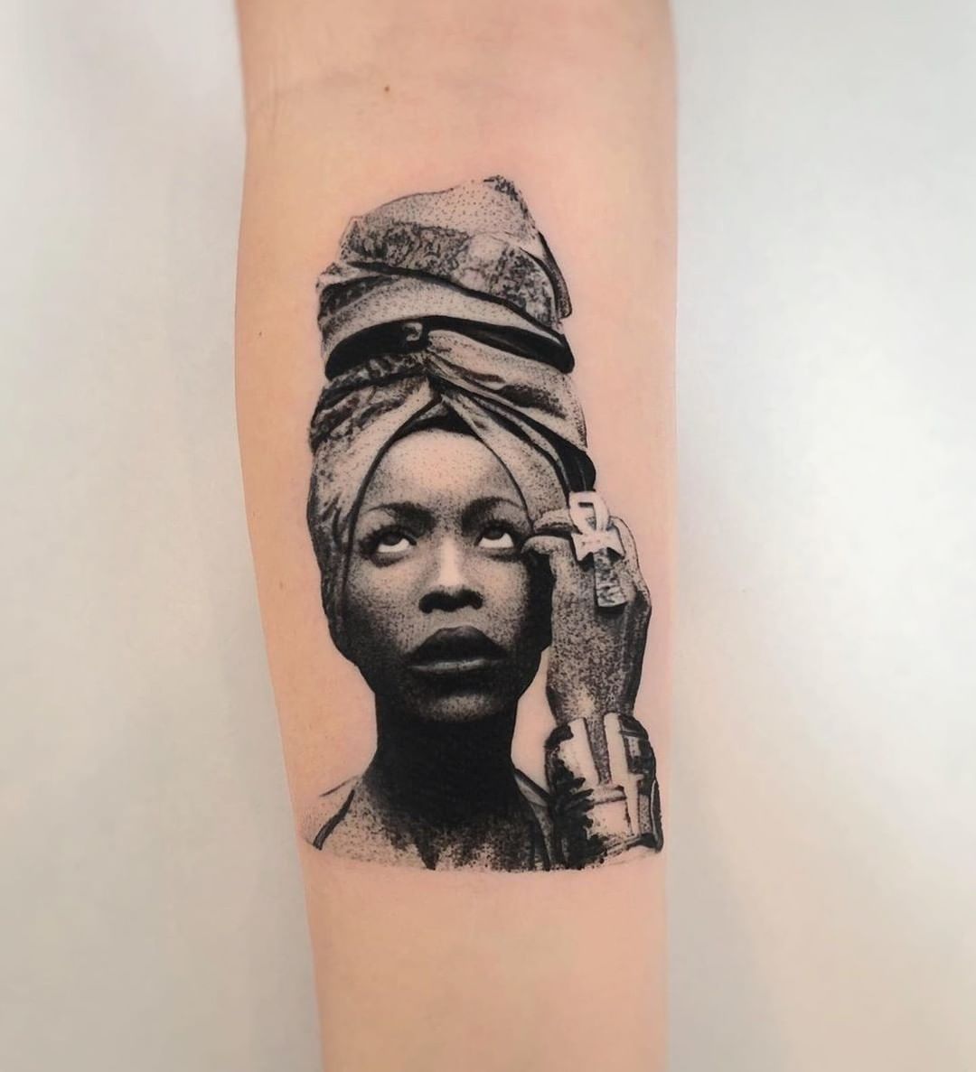 Erykah Badu portrait by charley_gerardin at littlegoldstudios in